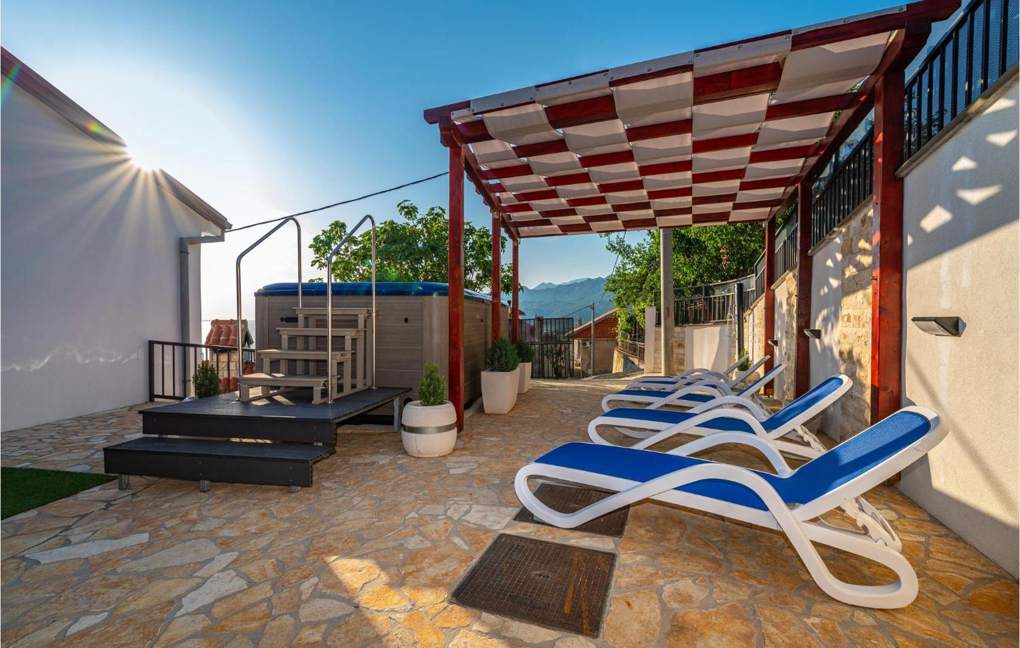 Beautiful Home In Rovanjska With Wifi Exterior foto