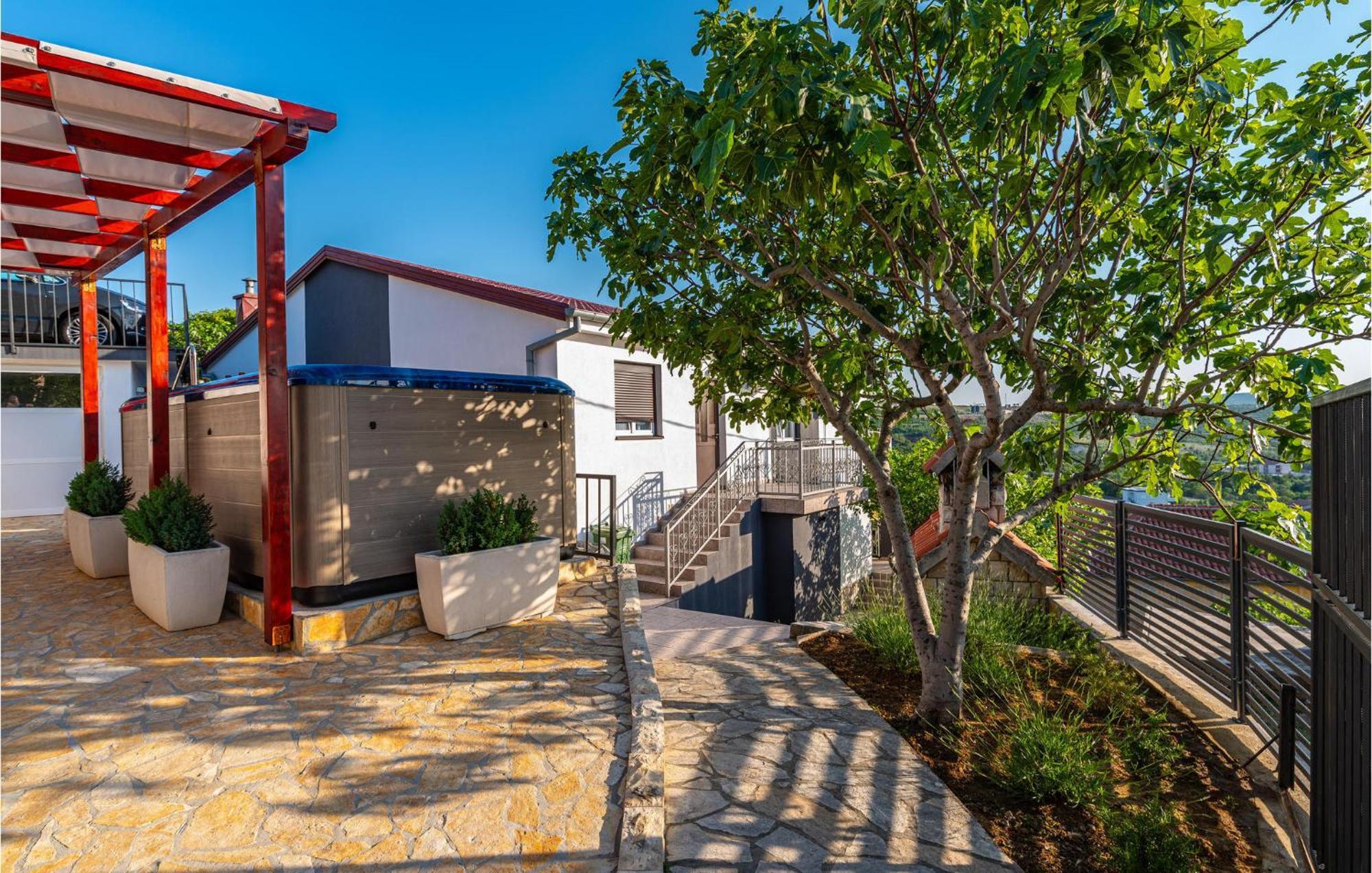 Beautiful Home In Rovanjska With Wifi Exterior foto